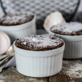 Schokoladensoufflé mit Eierlikör